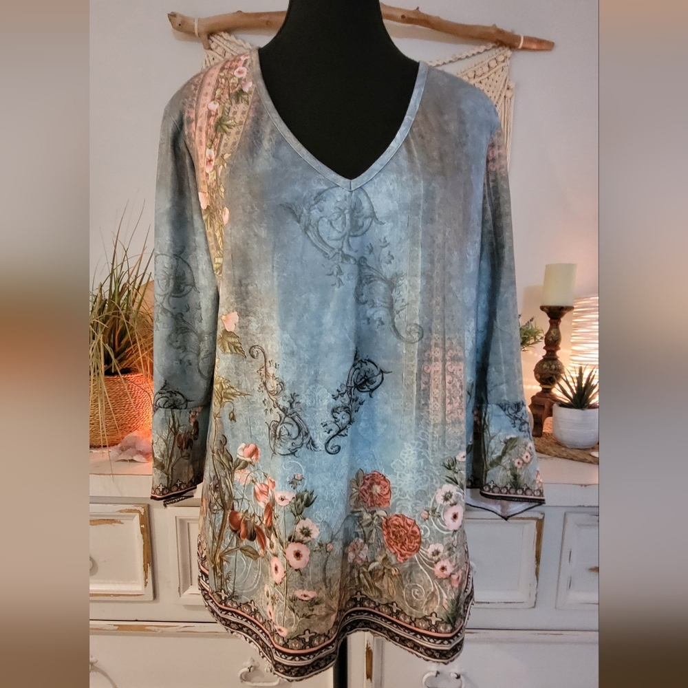 #087 Just Fashion Now Bell Sleeve top